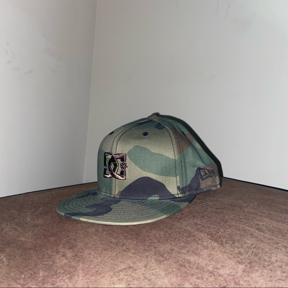 Vintage DC & New Era Fitted Cap